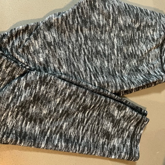 Lululemon Wunder Under Hi-Rise - Picture 8 of 9